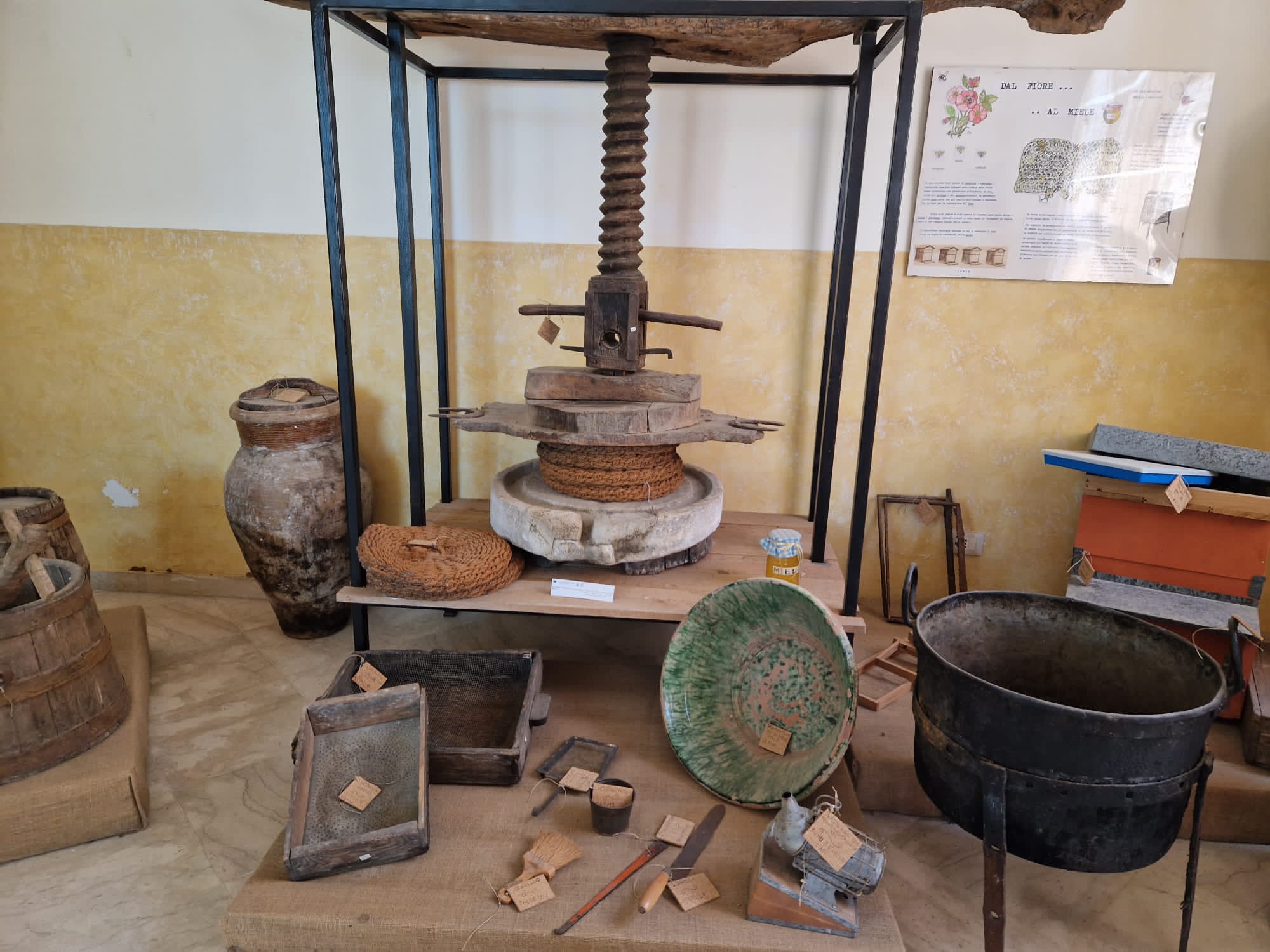 Torchio per la spremitura del miele